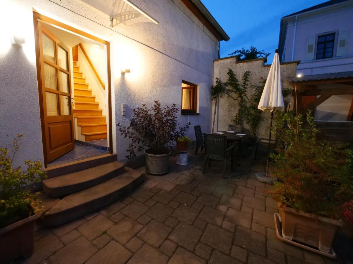 Fachwerkhaus In Ruhiger Altstadt By Rabe - Free Netflix & Eigene Terrasse Karlsruhe Bagian luar foto